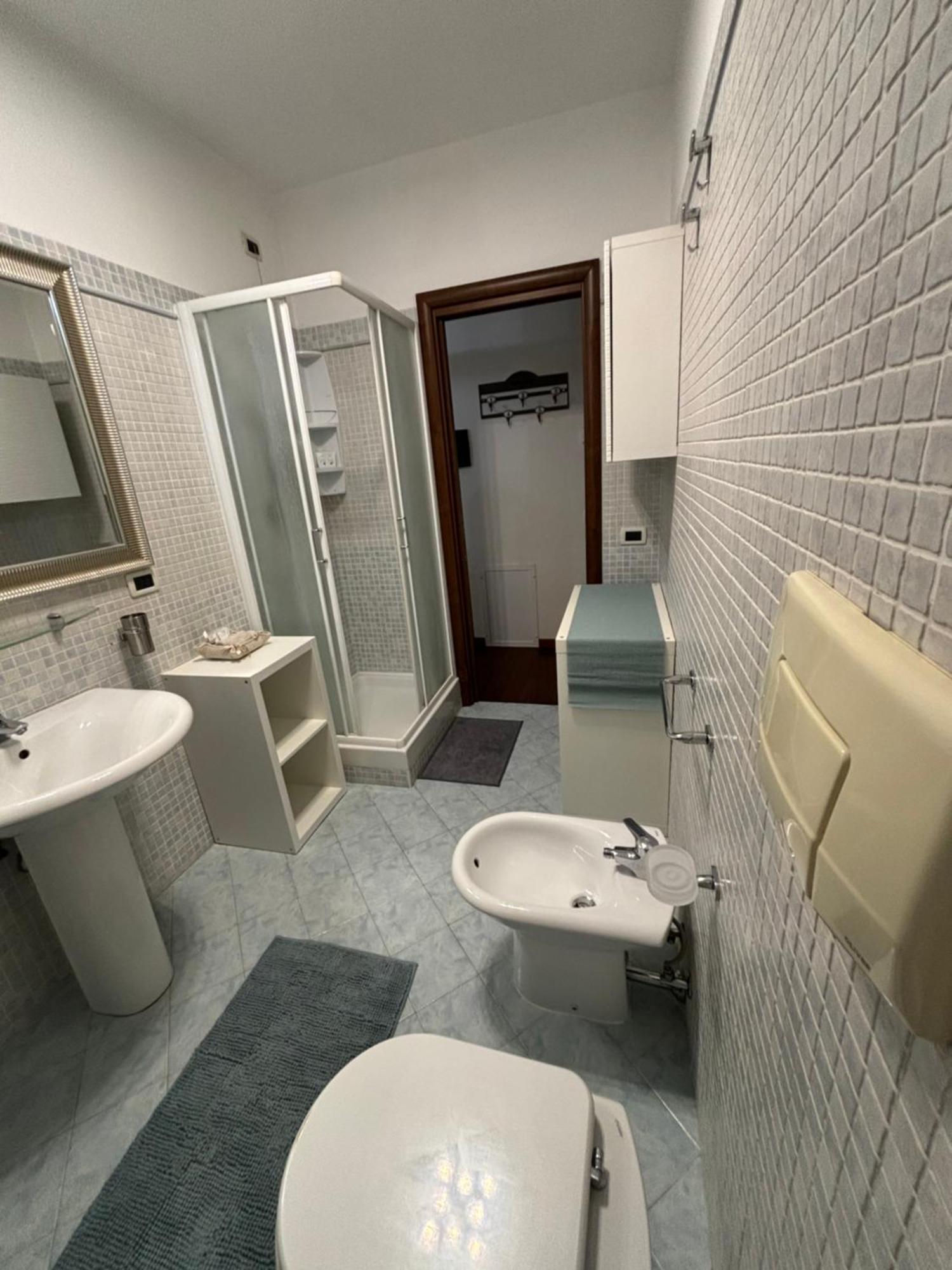 Michelangelo Apartment Пескара Экстерьер фото