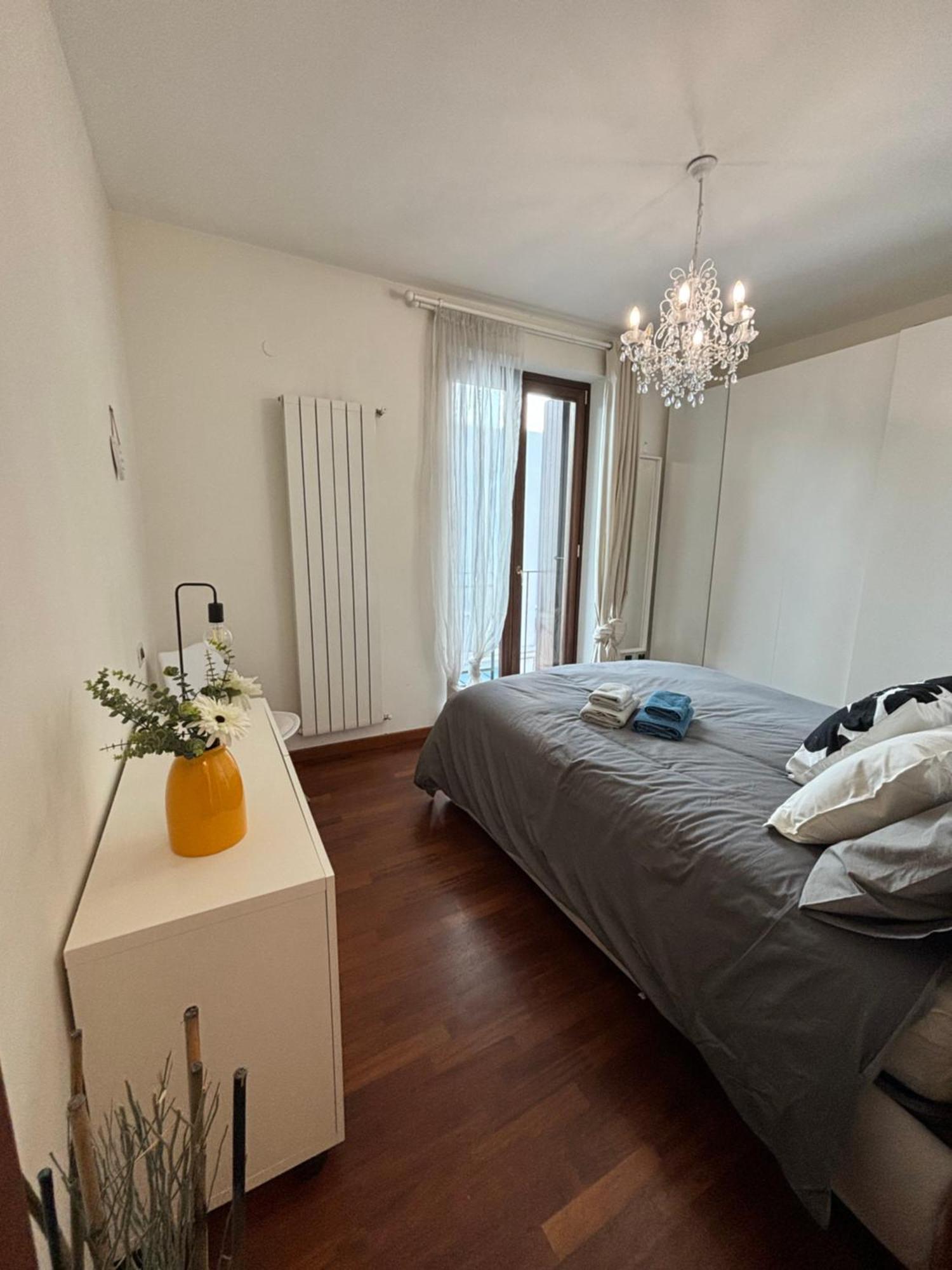 Michelangelo Apartment Пескара Экстерьер фото